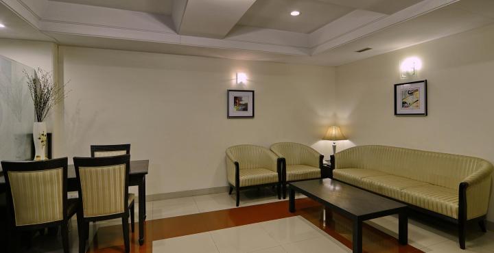 Ambience Executive Hotell Pimpri-Chinchwad Exteriör bild