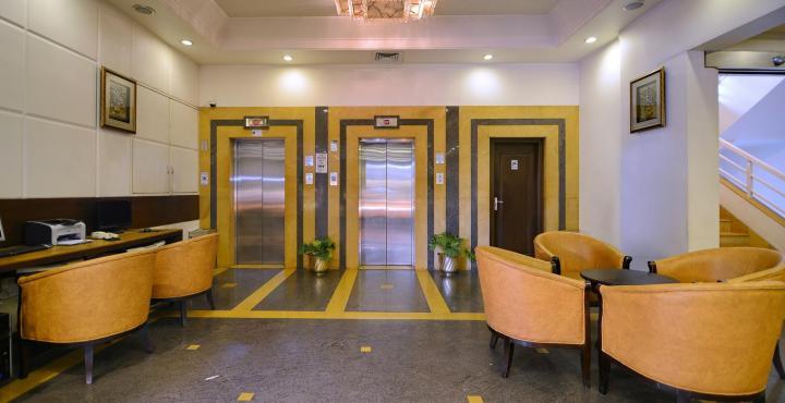 Ambience Executive Hotell Pimpri-Chinchwad Exteriör bild