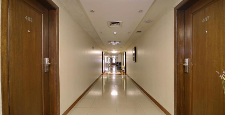 Ambience Executive Hotell Pimpri-Chinchwad Exteriör bild